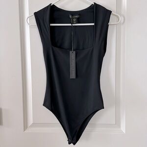 🆕 House of Harlow 1960 Black Squareneck Bodysuit